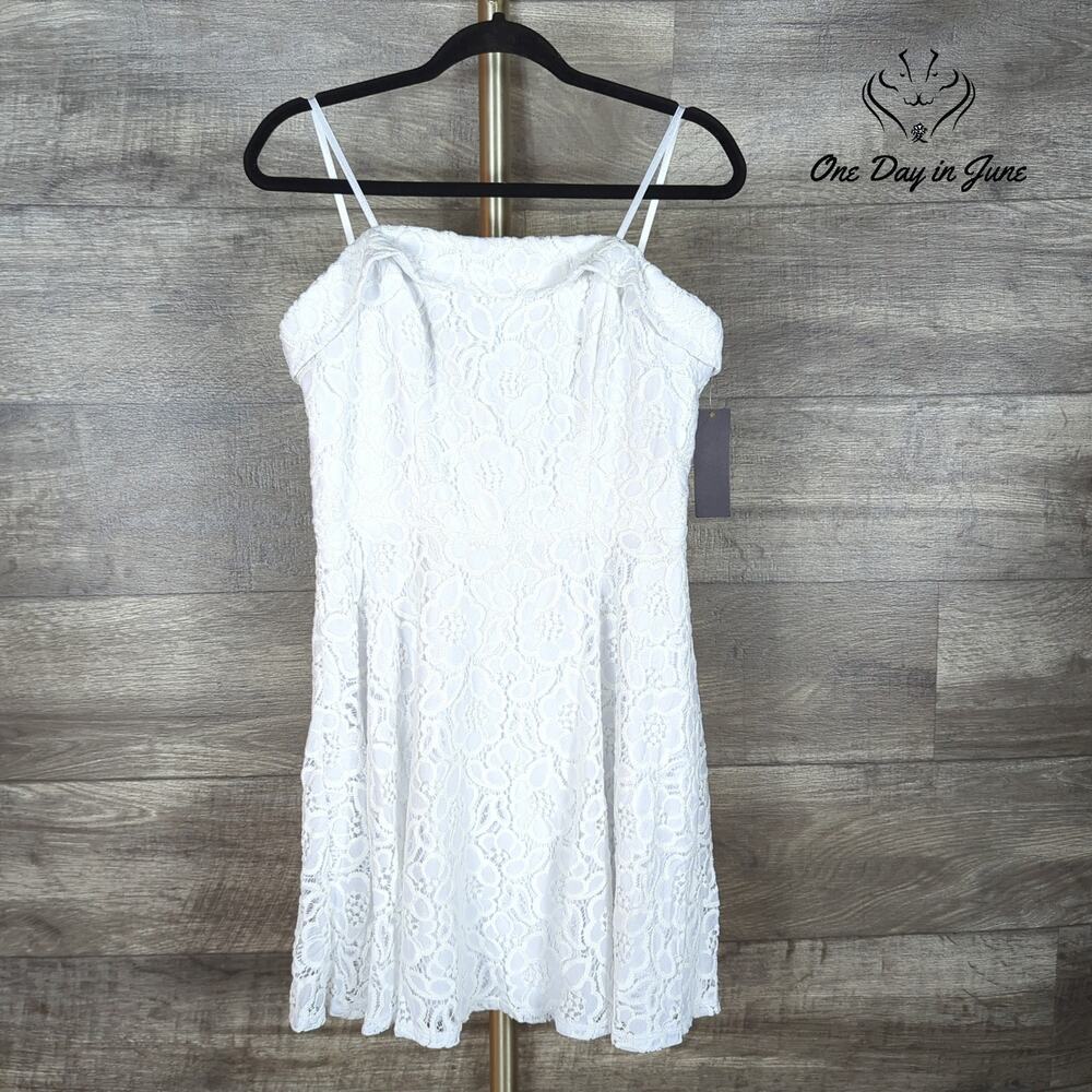 City Studio White Floral Lace Fit Flare Mini Dress Spaghetti Strap NWT Size 13